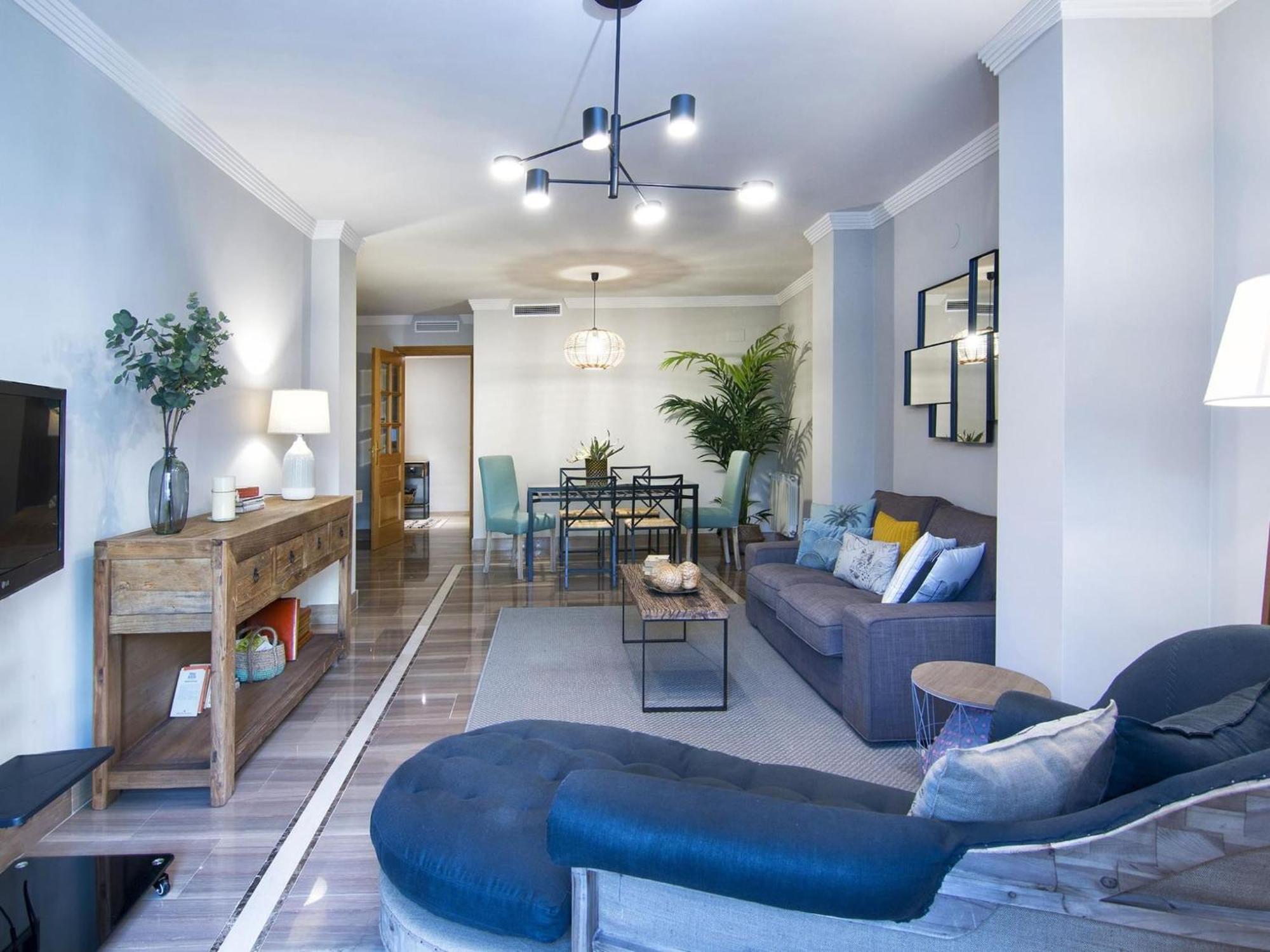 Elegant Town Hall Apartment With Views Гранада Экстерьер фото