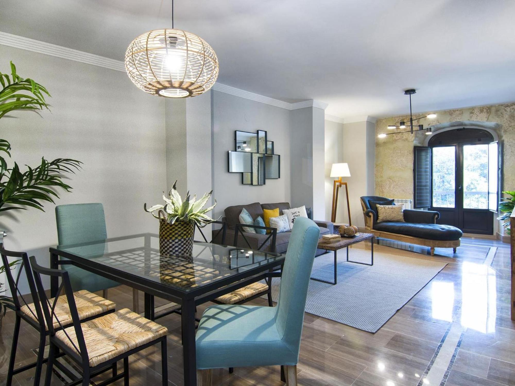Elegant Town Hall Apartment With Views Гранада Экстерьер фото